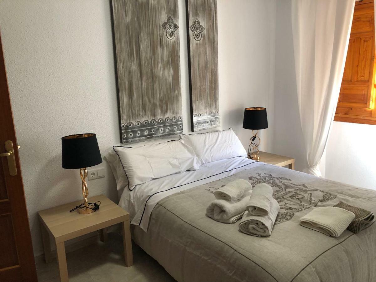 Apartamento Sc Victoria Caces Eksteriør bilde